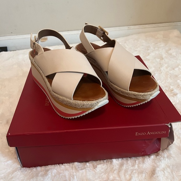 enzo angiolini wedges